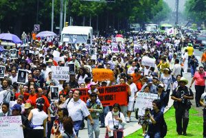Journalists Protest against rising violence during march in Mexico City